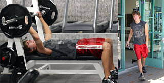 Zac Efron Gettin' Built
