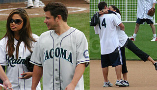 Nick & Vanessa Like Playing The Field