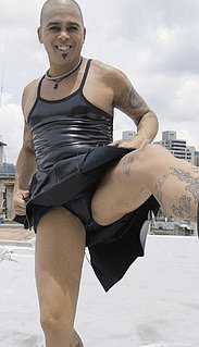 Male Pubic Hair:  To Shave or Not