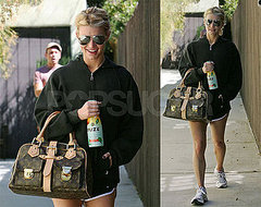 Jessica Simpson Gets Into It With InStyle Jessica Simpson Gets Into It With InStyle