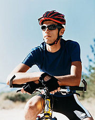 Great Gifts to Get For the Avid Cyclist in Your LIfe Great Gifts to Get For the Avid Cyclist in Your LIfe