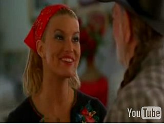 Jessica Simpson's Movie Blonde Ambition Bombs