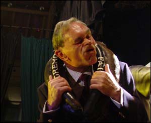 _40087224_gordonblacklock300 _40087224_gordonblacklock300