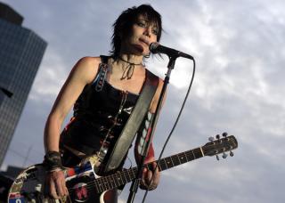 Joan Jett to Star in 1980s Indie Teen Comedy