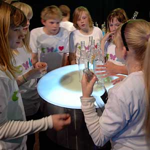 Audiobar 'Hørbar' Installation Explores Social Interaction