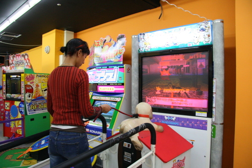 Why Aren't American Arcades More Fun?