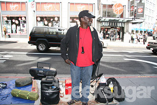 The Wait Begins: iPhone Line In Downtown SF