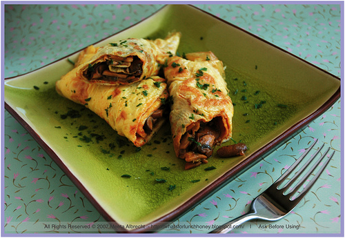 Yummy Link: Spicy Egg and Mushroom Roll