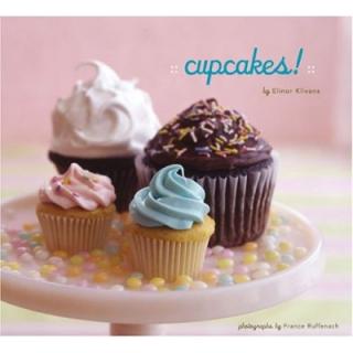 Summer Reading: Cupcakes!