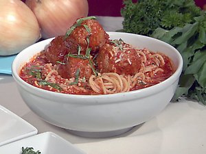 Sunday Dinner: Maroni's Spaghetti and Meatballs Sunday Dinner: Maroni's Spaghetti and Meatballs