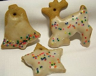Yummy Link: Edible Christmas Ornaments