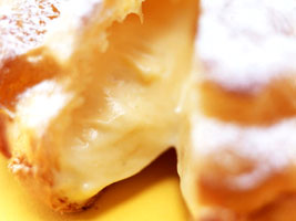 Hostess Etiquette: Offer Your Edible Gifts