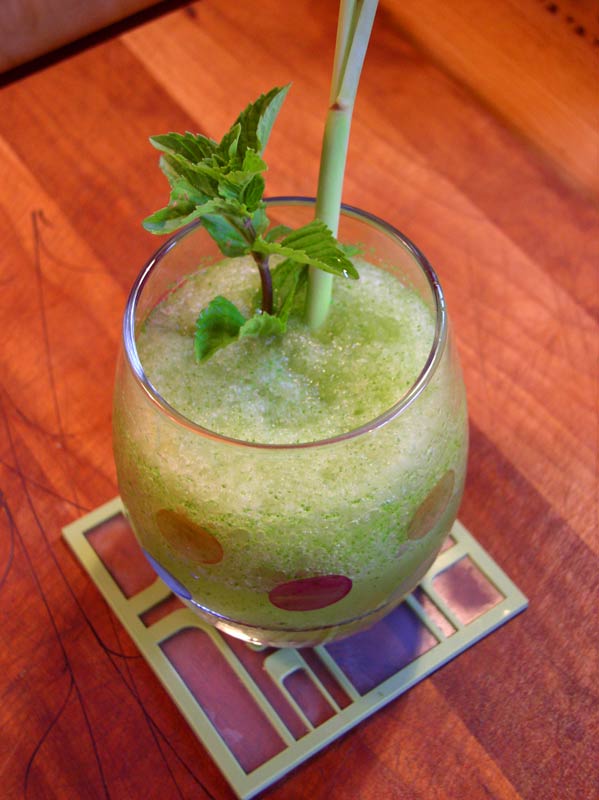 Happy Hour: Cucumber Cocktails Happy Hour: Cucumber Cocktails