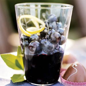 Unusual Dessert: Blueberries in Wine