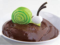 Cute Pre-Halloween Dessert: Edible Snails