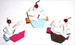 Lil Find: Cupcake Hairclips Lil Find: Cupcake Hairclips