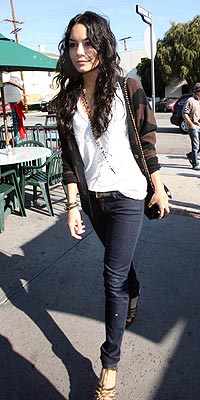 LOVE IT OR HATE IT: VANESSA HUDGENS PART 9