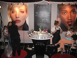 Beauty Byte: Hello Tomorrow Avon Beauty Tour