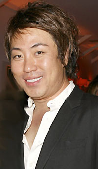 BellaSugar Interview: Byron Williams, Celebrity Hairstylist and Makeup Artist
