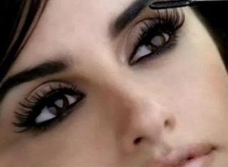 Lying L'Oreal? Cosmetics Giant Slapped on the Wrist for Misleading Ads