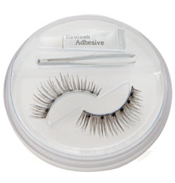 New Product Alert:  Take 5 Cosmetics Dramatic Eyelash Kit