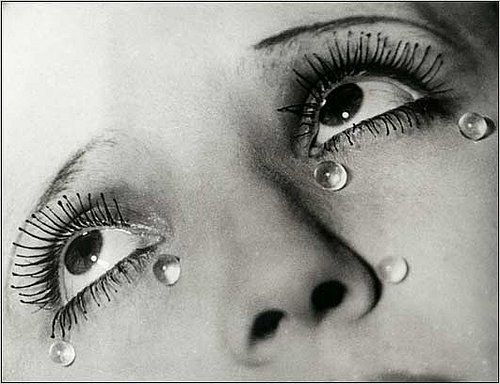 Amazing Art and Photography: Man Ray, Klimt, Schiele, Mucha, Etc.