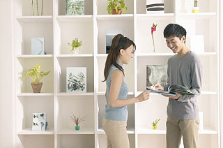 Are You More Interested in Design or Decorating?