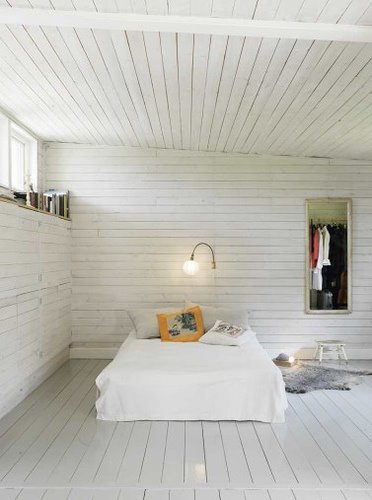 Midday Muse: In the White Room