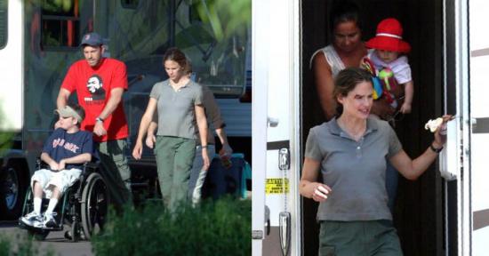 Jen, Ben and Violet On Set