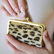 Sunday Confessional: I Found A Change Purse On The Street...