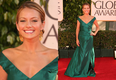 The Golden Globes Red Carpet: Becki Newton