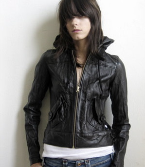 Trend Alert: Head-to-Toe Black Trend Alert: Head-to-Toe Black