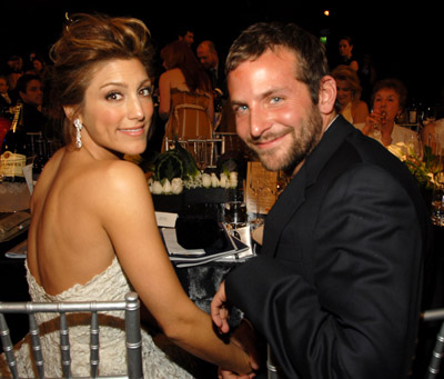 Sugar Bits - Bradley and Jennifer Tie the Knot