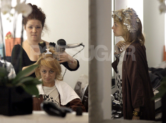 Booo, Nicole Richie goes Orange