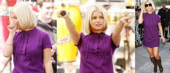 Jessica Simpson Breaks Down