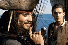 Reviewing Blackberry Pearl makes me think of Johnny Depp
