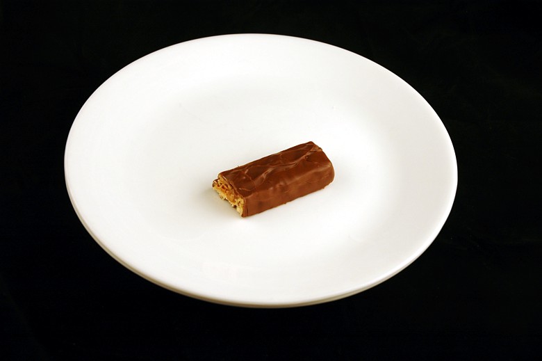 calories-in-a-snickers-chocolate-bar calories-in-a-snickers-chocolate-bar