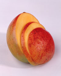 Home Spa Treatment: Mango Toner to Treat Red Skin