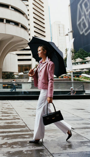 Burn More Calories This Week: Walk to Work