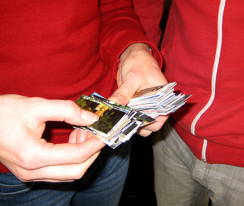 Turn Your Digital Photos Into Colorful Business Cards