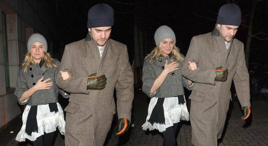 Pacey Hangs Out With Not-Joey in London