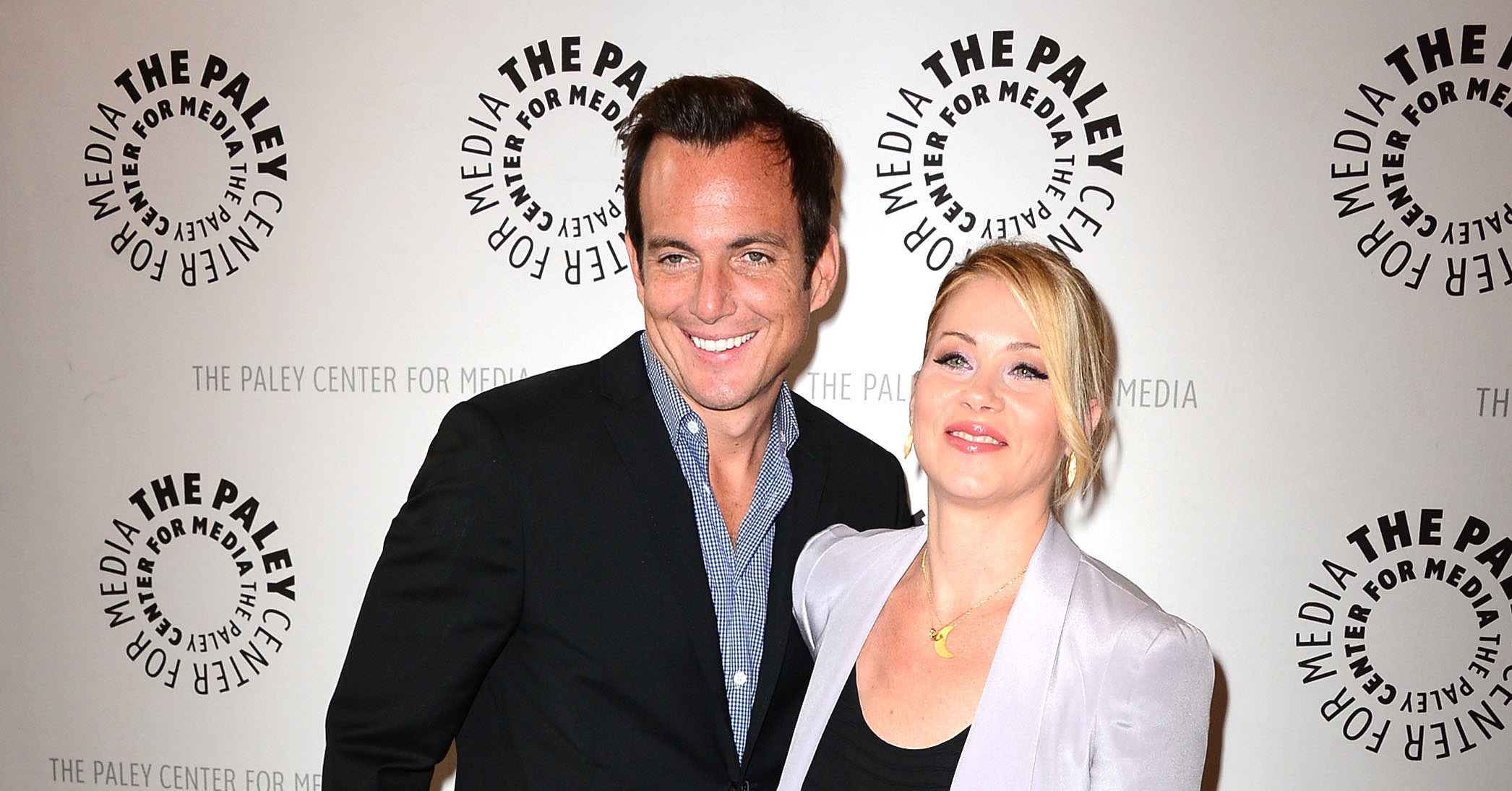 Christina Applegate and her onscreen husband Will Arnett posed ...